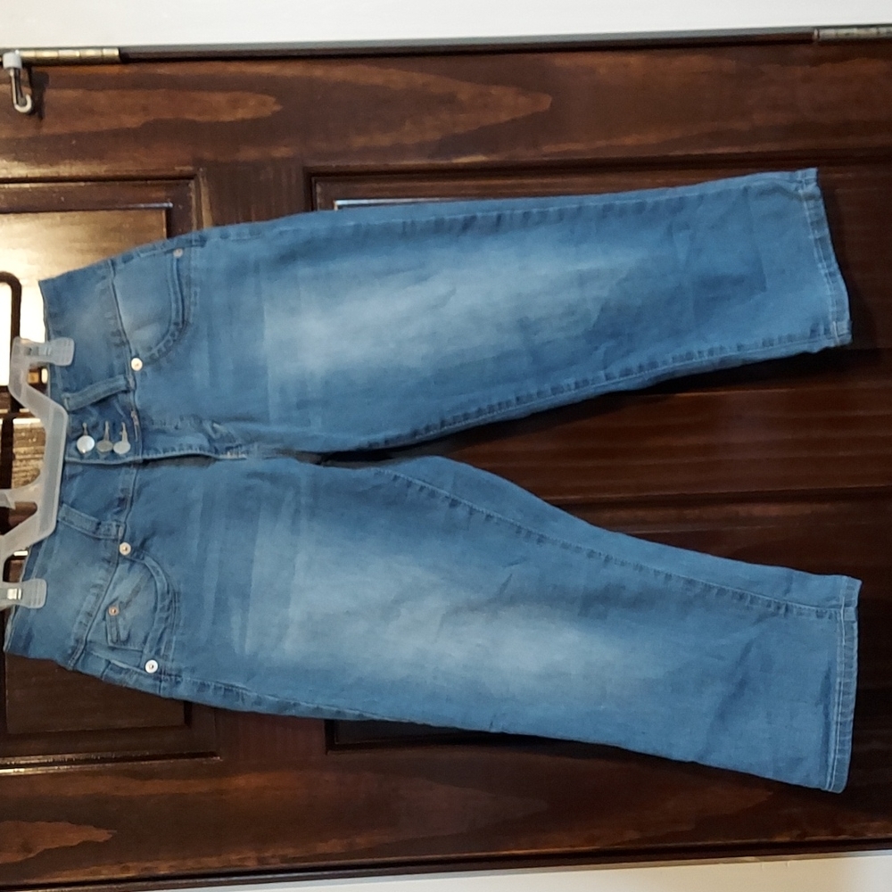 Royalty for Me - WannaBetterButt? Size 8